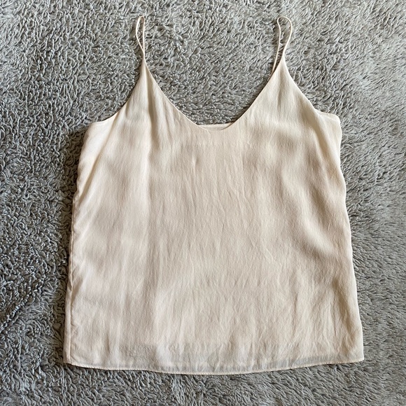Everlane Tops - Everlane Pale Pink Double Lined Silk V Neck Cami Size 00